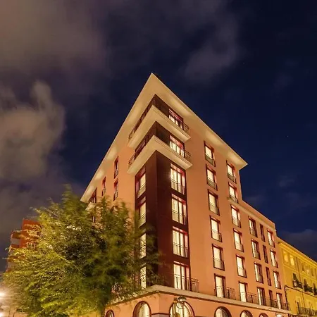Tgna Reial 1 Apartamento Tarragona