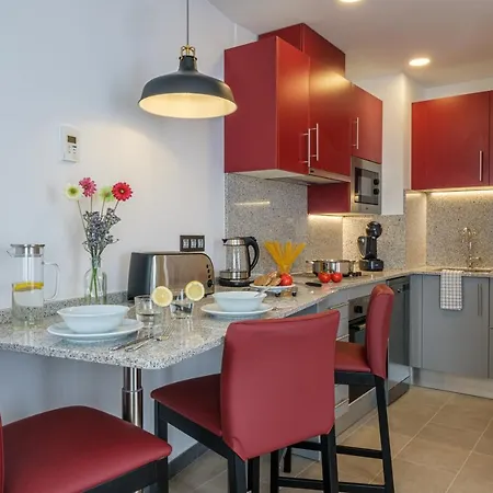 Tgna Reial 1 Apartamento